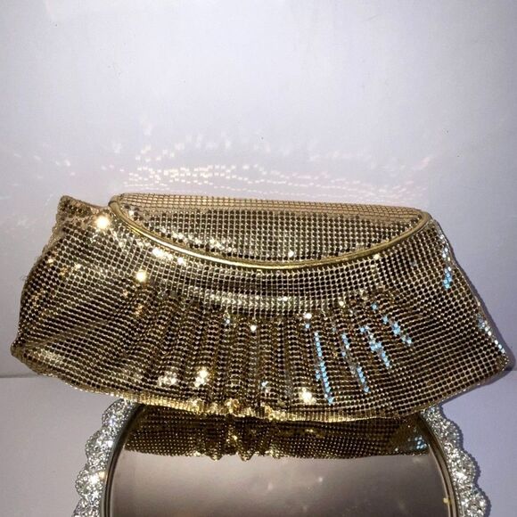 Gorgeous Whiting & Davis gold mesh clutch/shoulder bag EUC - Picture 2 of 5